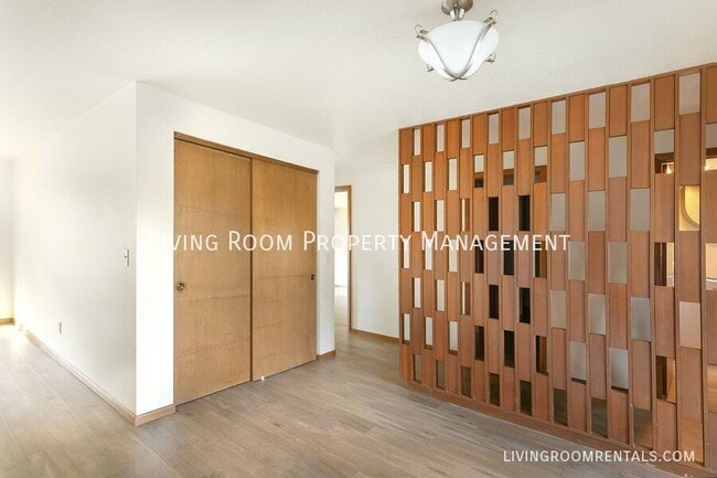 Foto del edificio - 9811 SW 49th Ave