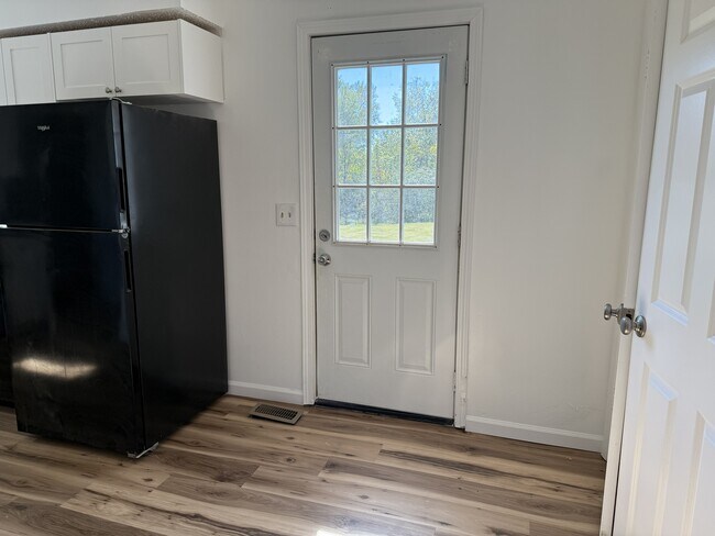 Foto del edificio - 836 Miller Estates Rd