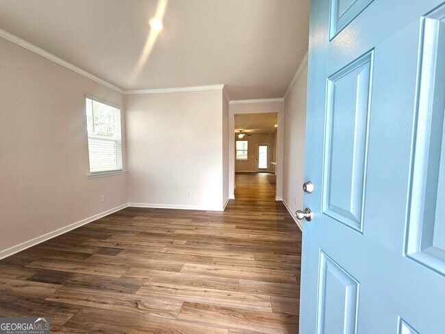 Building Photo - 16 Russet Wy