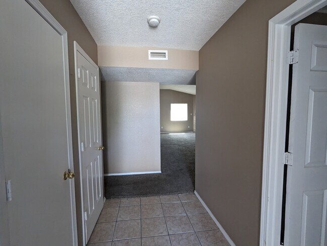 Building Photo - 2200 Dry Gulch St SW