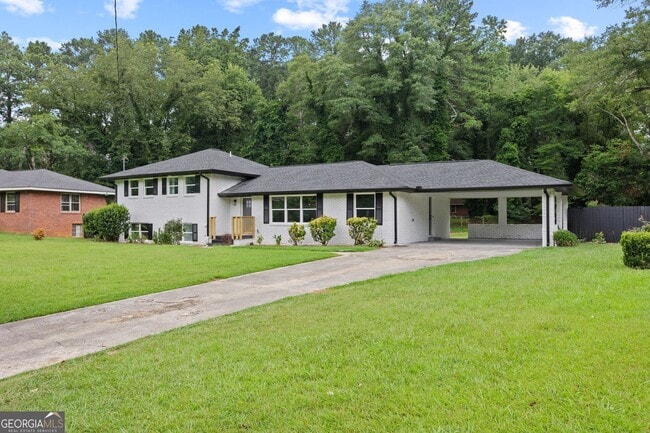 Foto del edificio - 3266 W Manor Ln SW