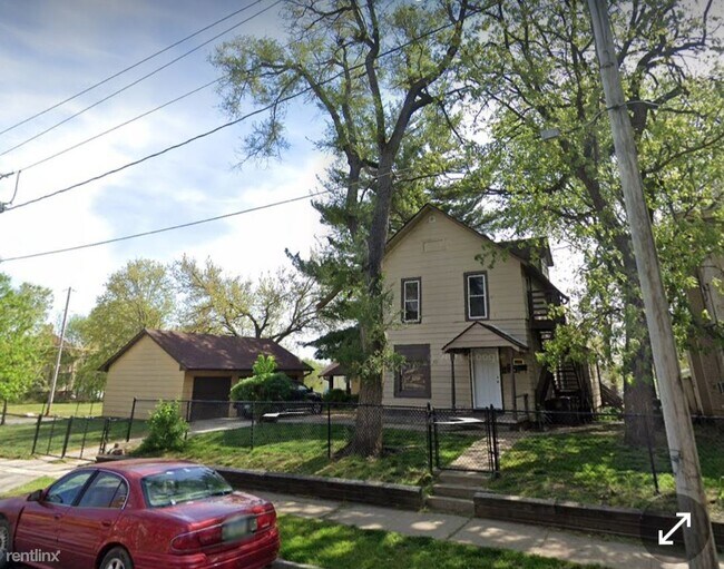 Foto del edificio - 1 br, 1 bath 4plex - 1349 8th Street 4