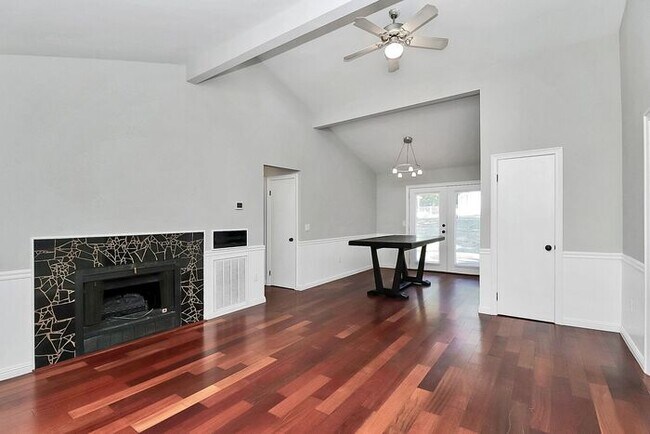 Foto del edificio - 3BD/2BA Ranch Home in Concord!