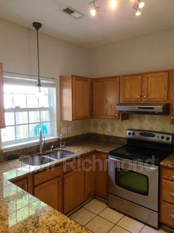 Foto del edificio - 2539 Mountain Ash Cir