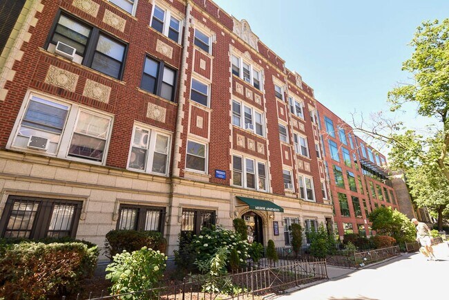 Building Photo - 516 W Melrose St