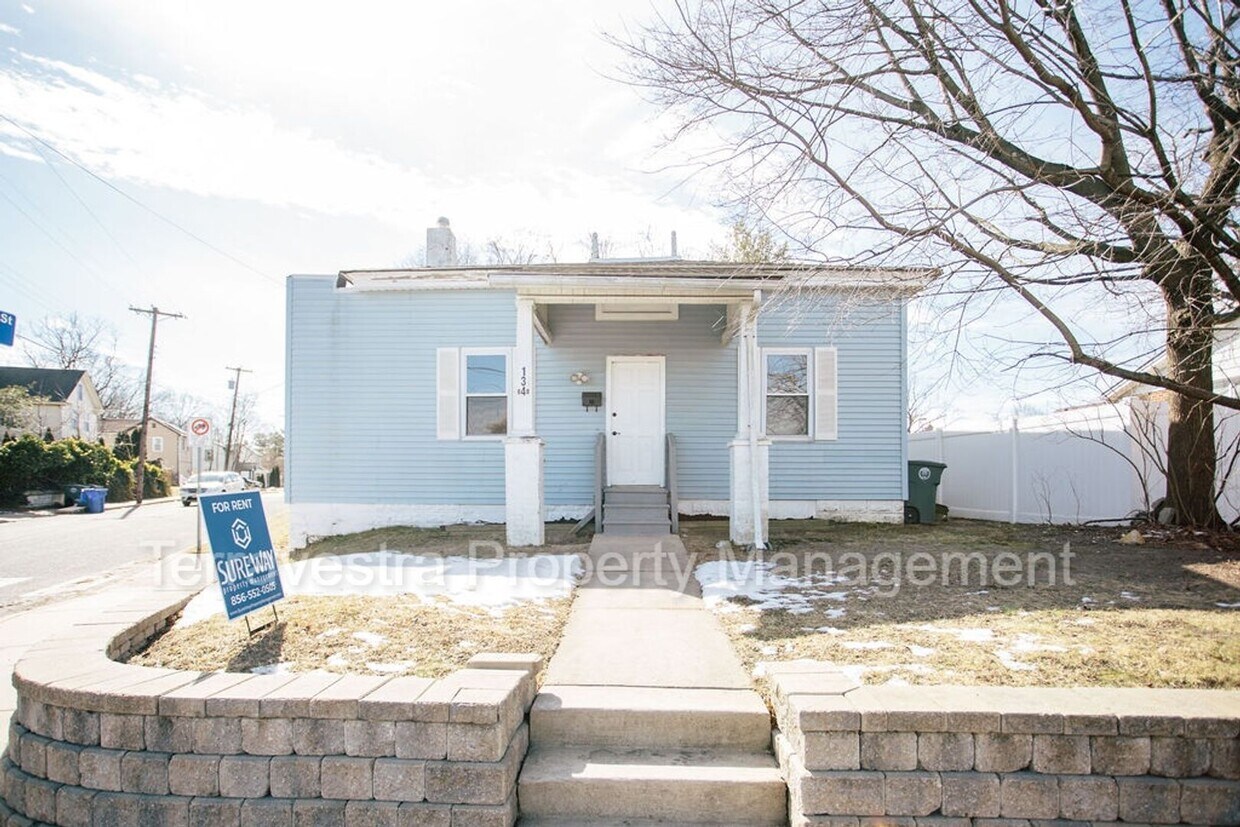 134 East High St Unit 1 - 134  East High St Unit 1