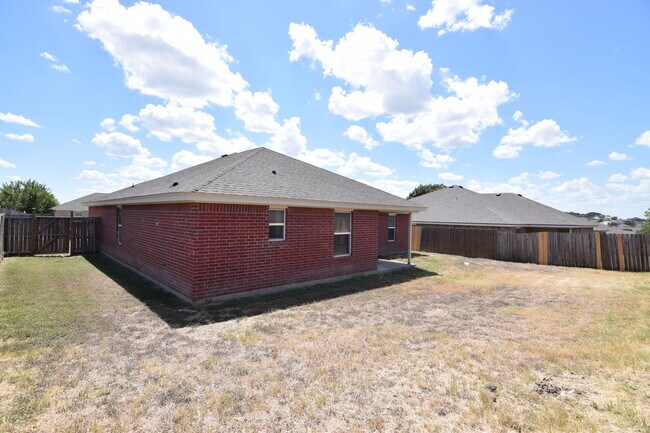 Foto del edificio - 1309 Copper Creek Dr