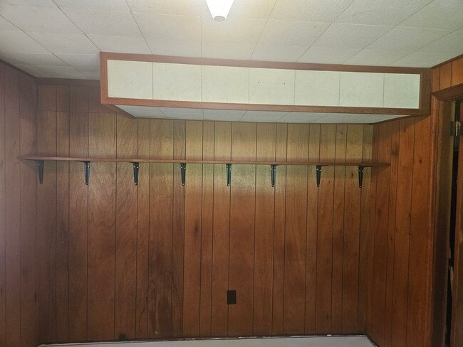 Foto del edificio - 2147 Jamestown Rd