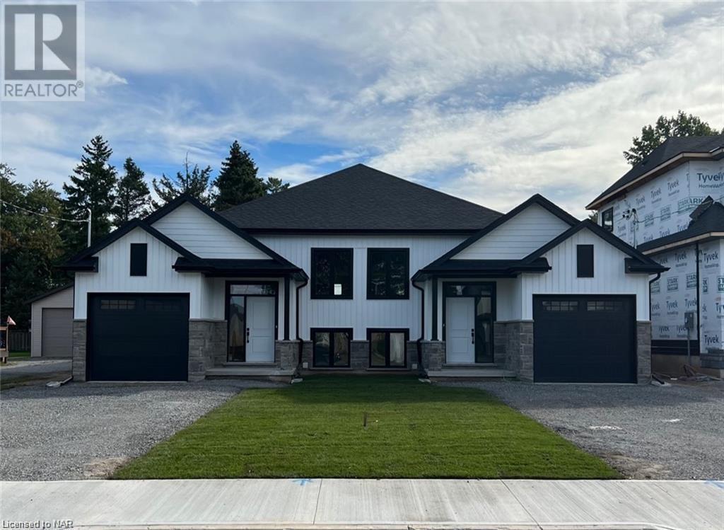 4590 Lee Ave, Niagara Falls, ON L2H 1M6 House for Rent in Niagara