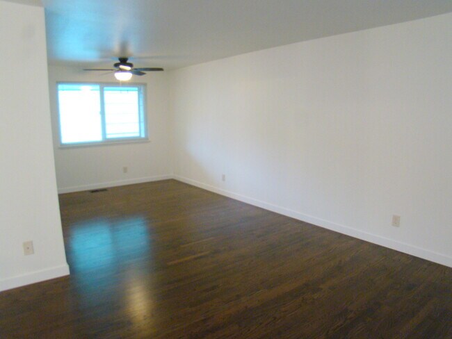 Building Photo - 612 NW 49th St