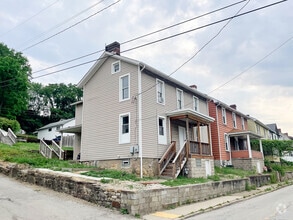 Building Photo - 601 Mt Pleasant St