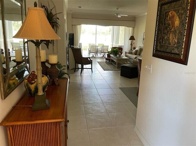 Foto del edificio - 5032 Mahogany Run Ave