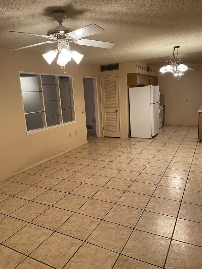 Foto del edificio - 10733 W Loma Blanca Dr