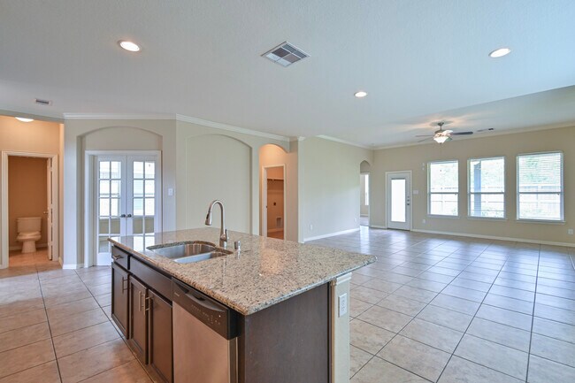Foto del edificio - 2439 Brown Maple Dr