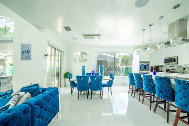 Foto del edificio - 4941 SW 150th Terrace