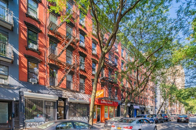 332 E 11th St New York, NY 10003-7424 - 332 E 11th St