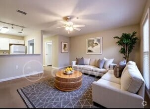 Building Photo - 981 Scenic Oak Ln
