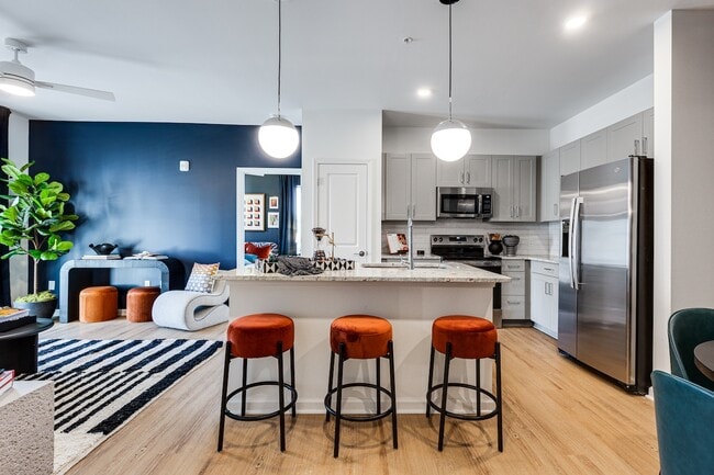 Building Photo - Evolve at Deep River