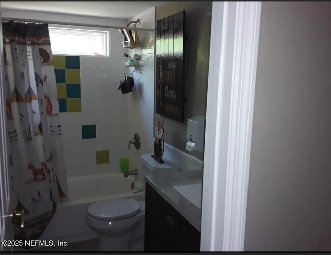 Foto del edificio - 2235 Oxbow Rd