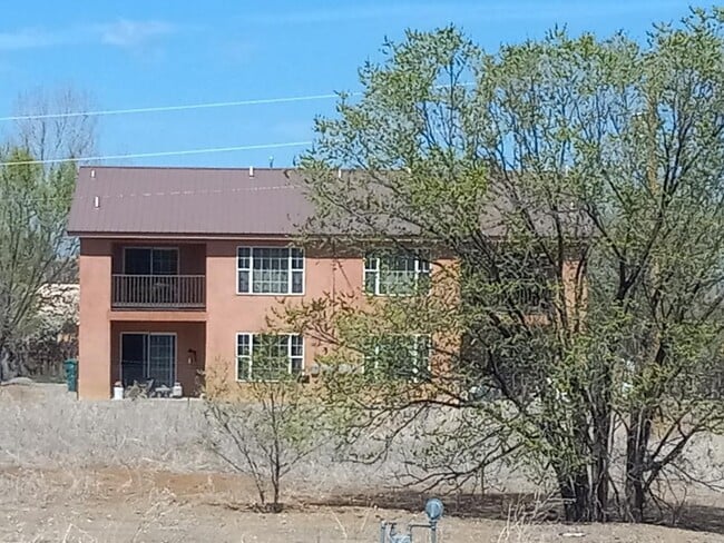 Building Photo - 623 Zuni St