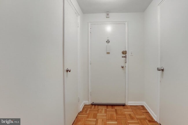 Foto del edificio - 2500 Q St NW