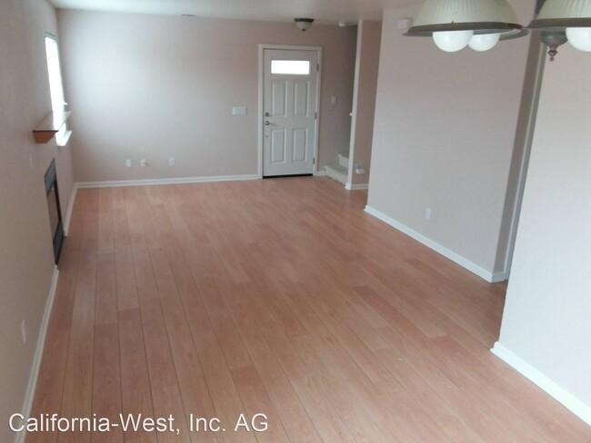 Building Photo - 3 br, 2.5 bath House - 1135 Maybelle Court