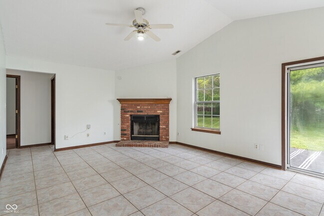 Foto del edificio - 7024 Ringtail Ct