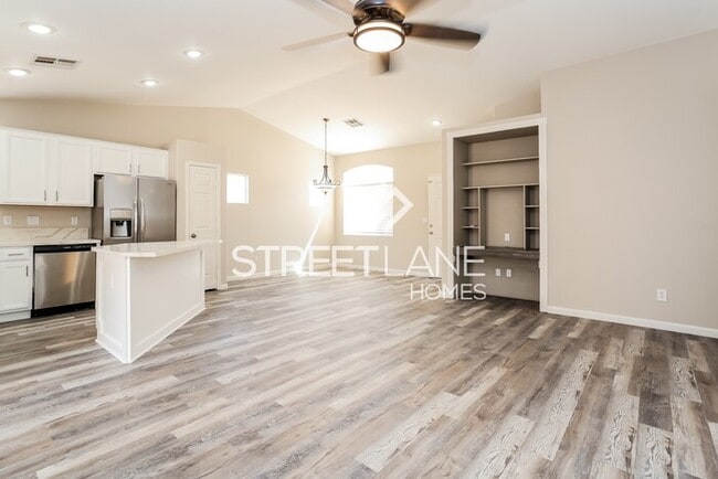 Building Photo - 3 Bedroom in North Las Vegas!
