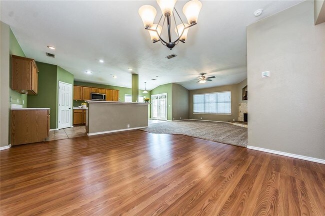Building Photo - 2223 Meade Ct