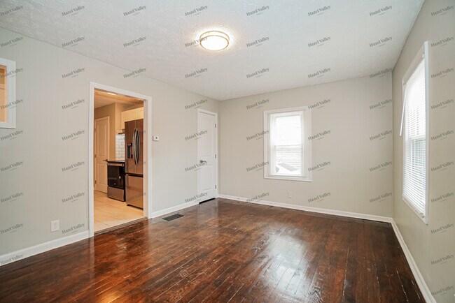 Foto del edificio - 2592 Grasmere Ave