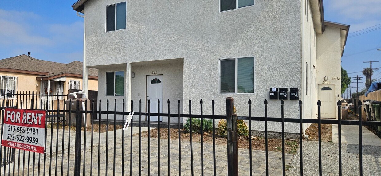 Building Photo - 84(1019E)