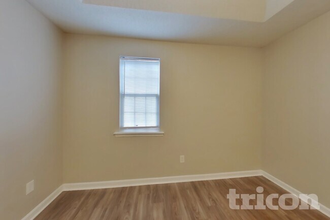 Foto del edificio - 120 Huntwood Trail