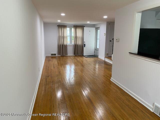 Foto del edificio - 317 Bath Ave