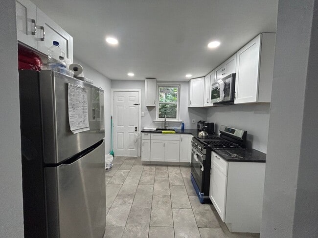 Lovely 3 Bedroom Home - OK for PHA - Lovely 3 Bedroom Home - OK for PHA