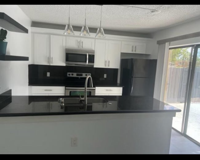 Building Photo - 3714 37th Way