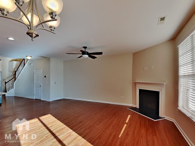 Foto del edificio - 7705 Weathered Oak Way