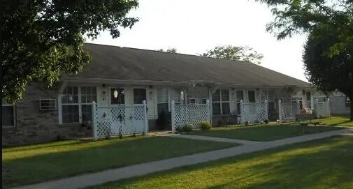 Foto del edificio - 995 Meadow Ln