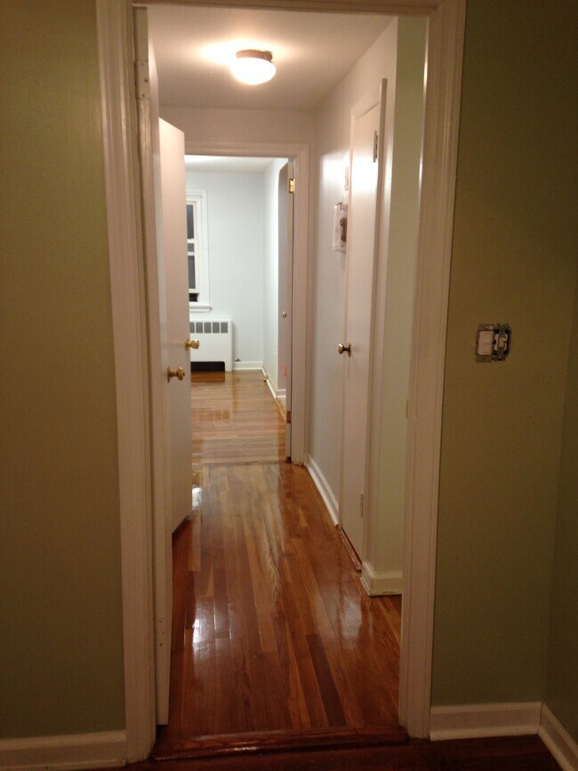 Hallway - 368 Carnation Ave