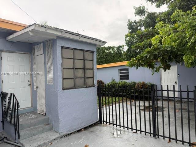 Foto del edificio - 1060 NW 116th St