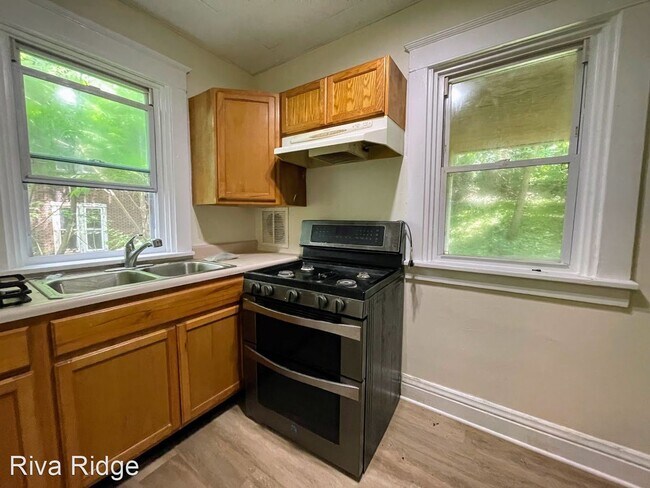 Foto del edificio - 3 br, 1 bath House - 480 Ella Street