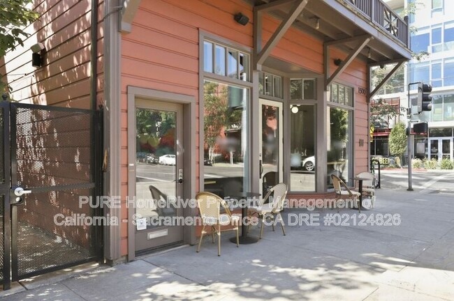 Building Photo - 1500 Q St