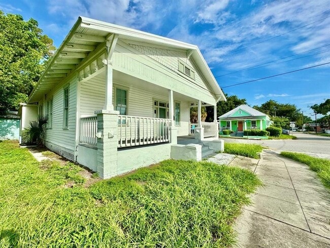 Building Photo - 2708 N 19th St