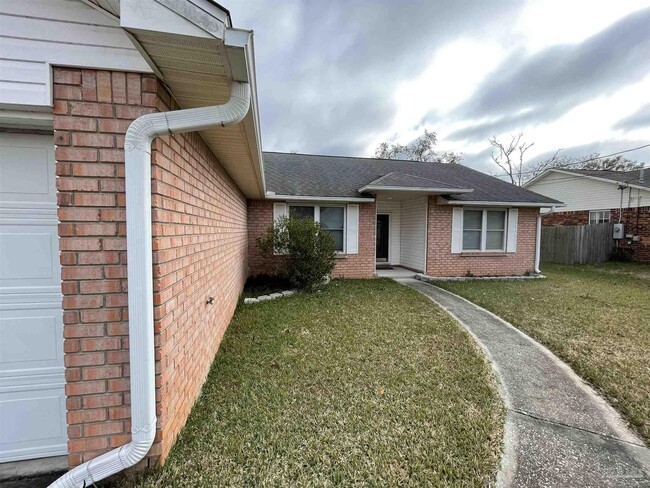 Building Photo - 2116 Coral Creek Dr