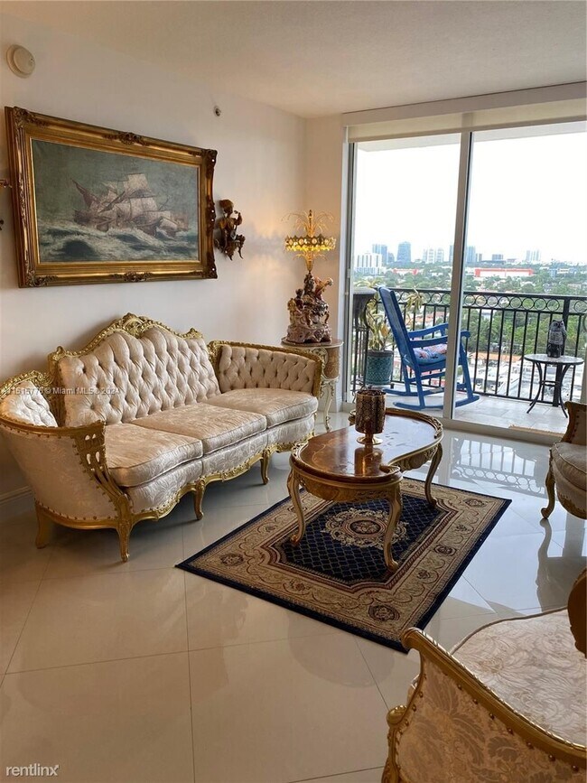 Foto del edificio - 3 br, 3 bath House - 3232 Coral Way Apt 1601