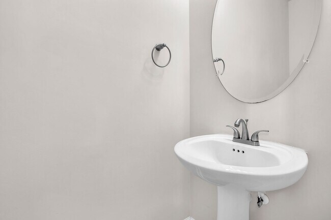 Foto del edificio - Charming 3 Bedroom 2.5 Bathroom Townhome i...