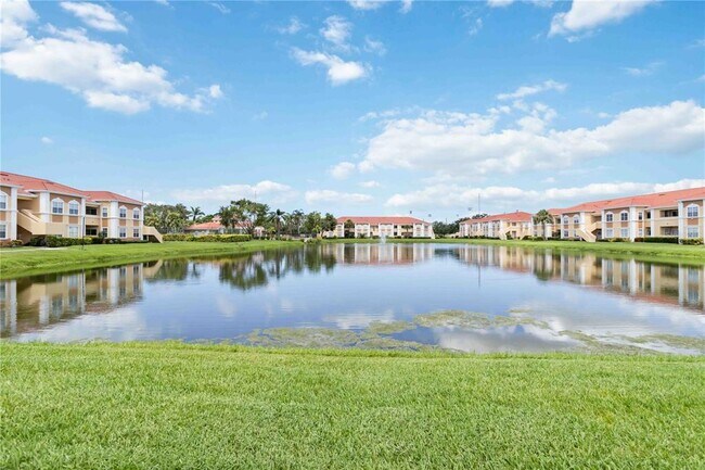 Building Photo - 1025 Villagio Cir