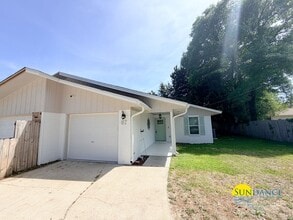 Building Photo - 67 Lincoln Dr NW