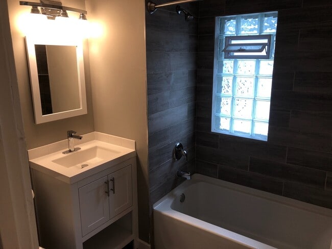 Building Photo - 2155-2157 Wascana Avenue