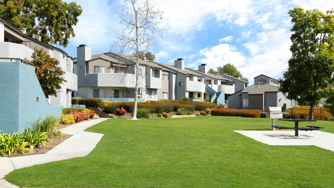 Exterior y espacio verde - Villa Solana