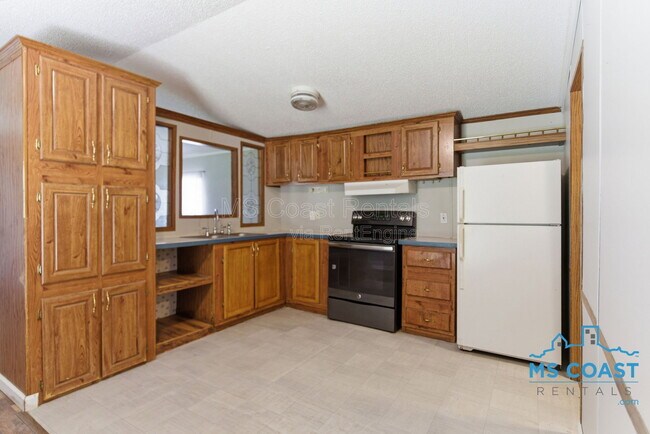 Foto del edificio - 2076 Pine Hill Rd